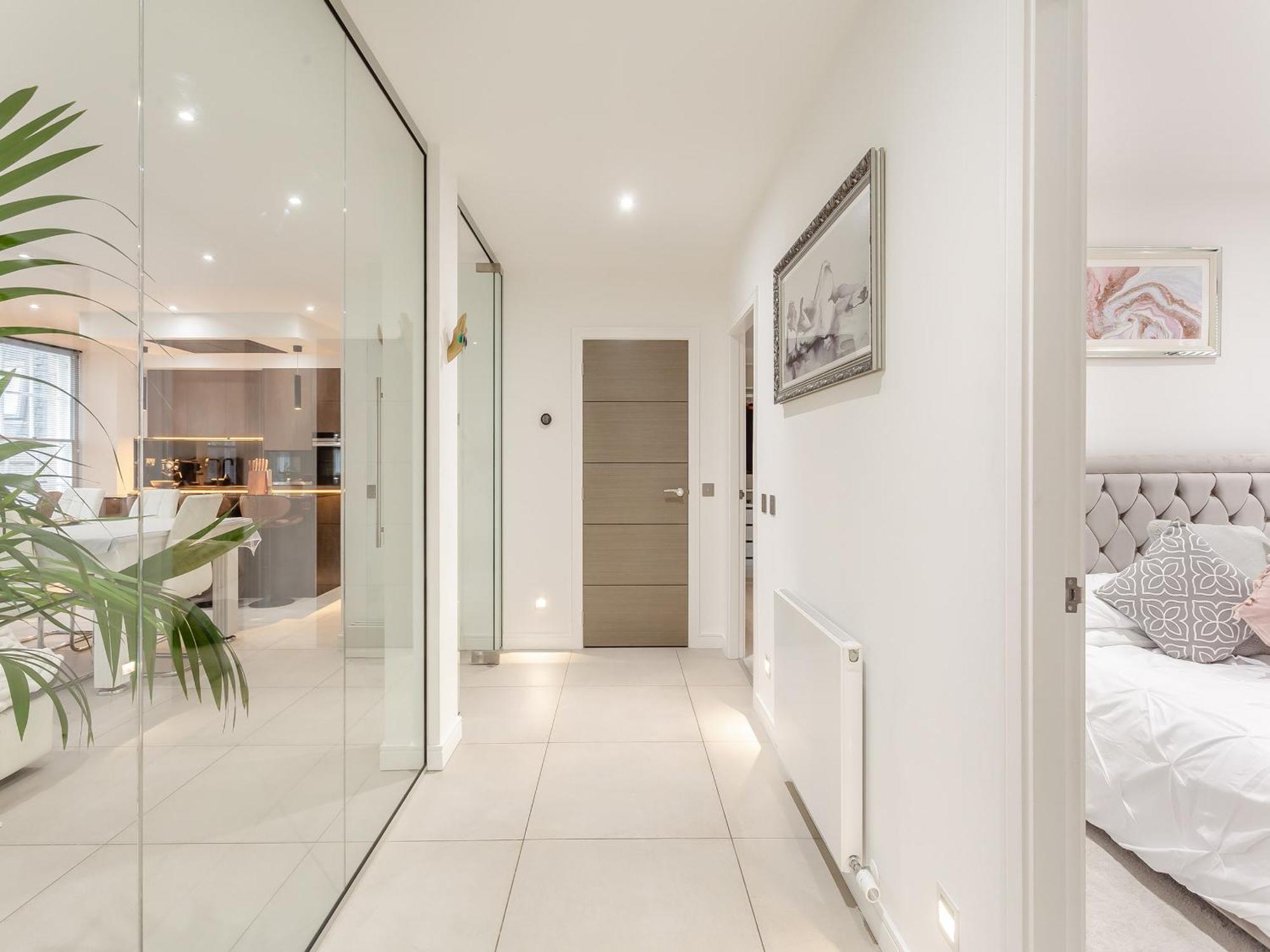 Spire View Villa Aberdeen Bagian luar foto